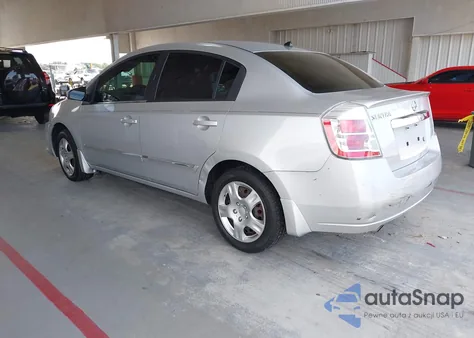2010 Nissan Sentra 2.0S z USA, uszkodzony, nr VIN 3N1AB6AP8AL717590